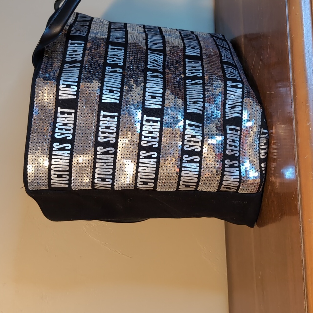 Victoria's Secret Sequin Black & Silver Classic Logo Travel Tote Zipper Top - Picture 6 of 11